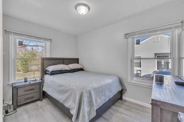 19135 Weyher Street, Livonia, MI 48152