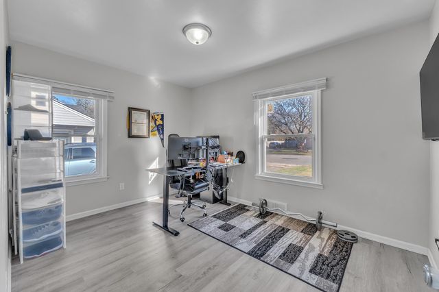 19135 Weyher Street, Livonia, MI 48152