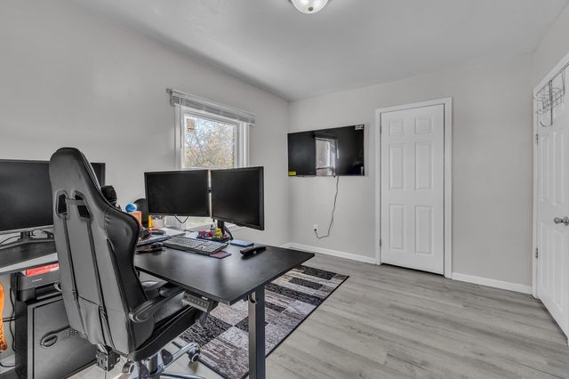 19135 Weyher Street, Livonia, MI 48152