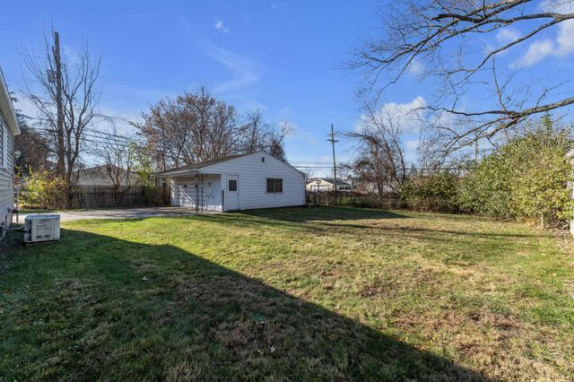 19135 Weyher Street, Livonia, MI 48152