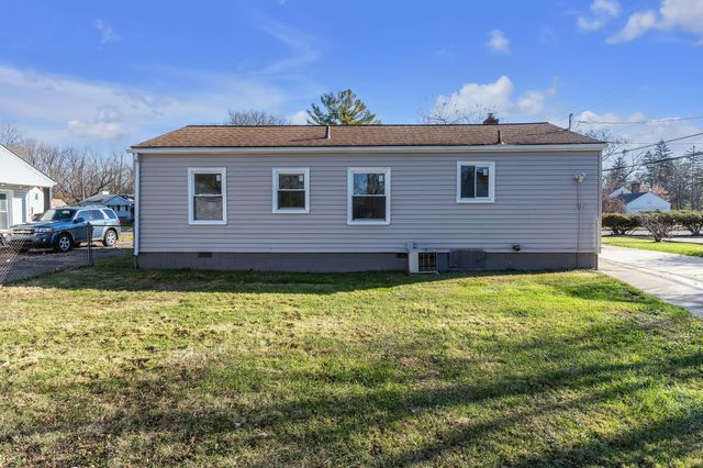 19135 Weyher Street, Livonia, MI 48152