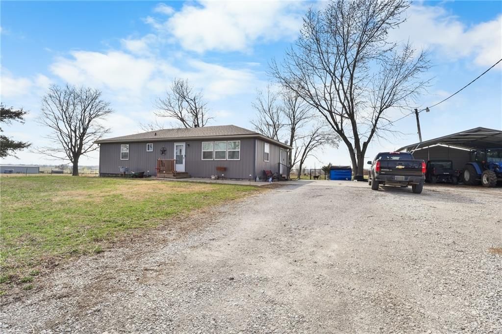 38080 Osawatomie Road, Osawatomie, KS 66064