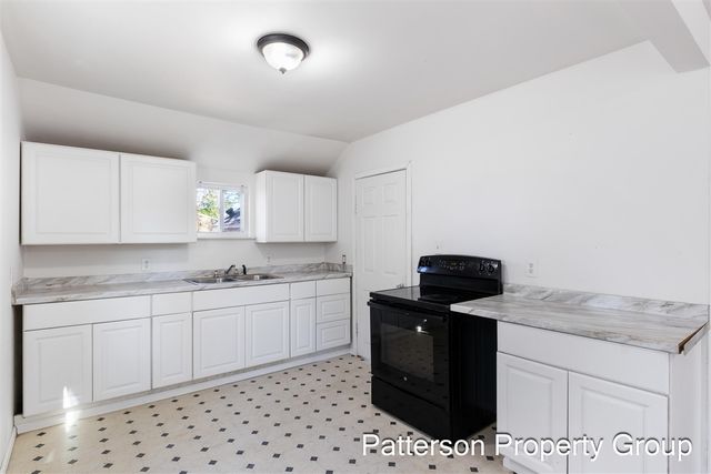2107 8th Street, Muskegon, MI 49444