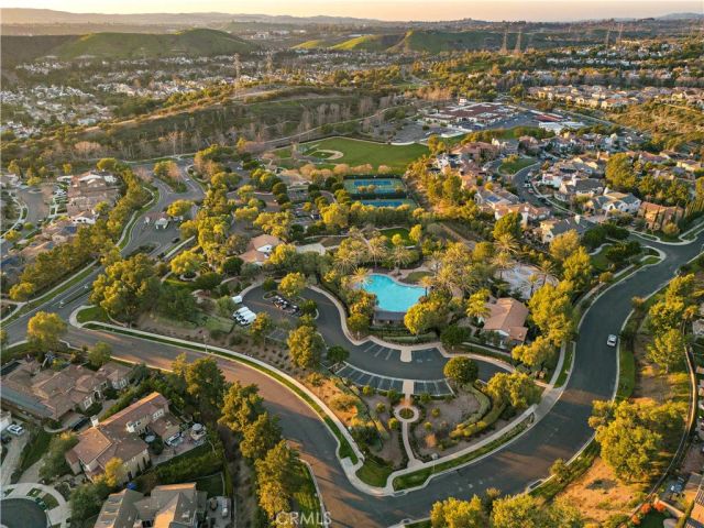 35 St Mays Rd, Ladera Ranch, CA 92694