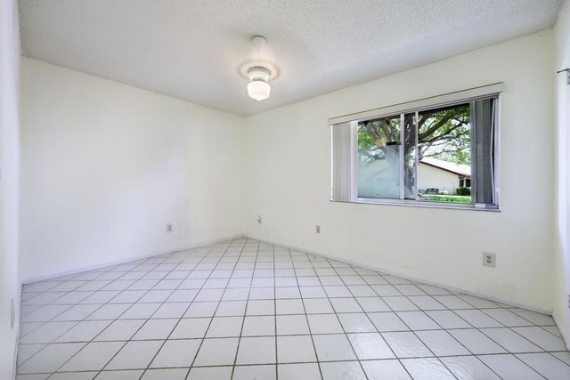 116 Village Walk Drive, Royal Palm Beach, FL 33411