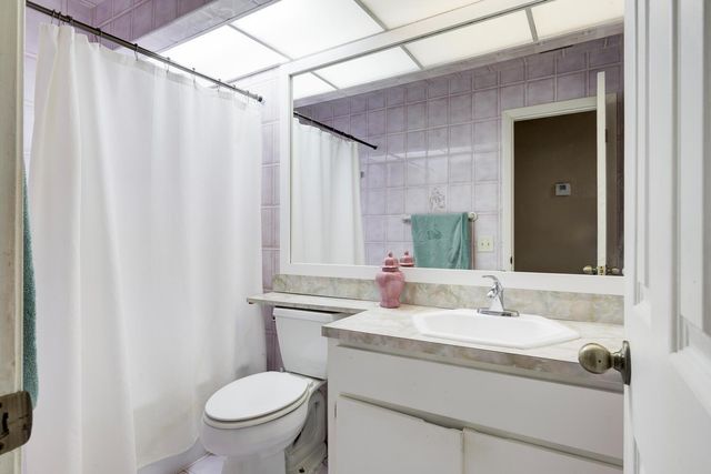 116 Village Walk Drive, Royal Palm Beach, FL 33411