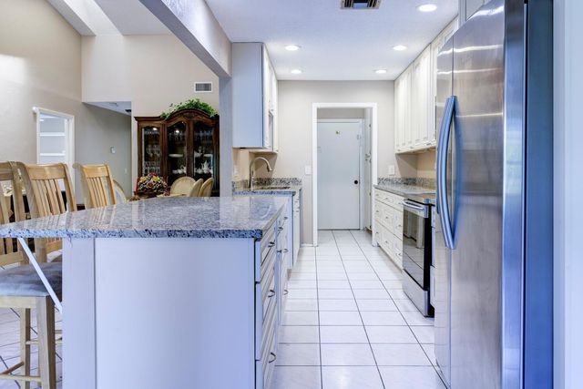 116 Village Walk Drive, Royal Palm Beach, FL 33411