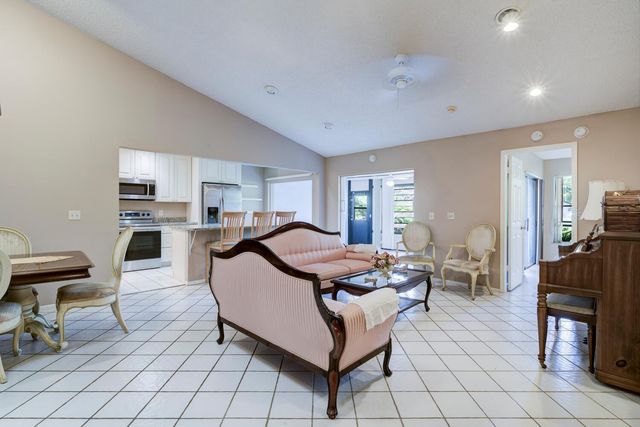 116 Village Walk Drive, Royal Palm Beach, FL 33411