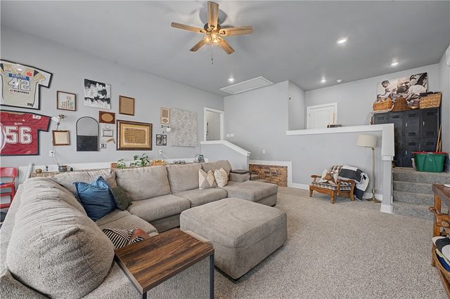 908 Fallon Street, Siloam Springs, AR 72761