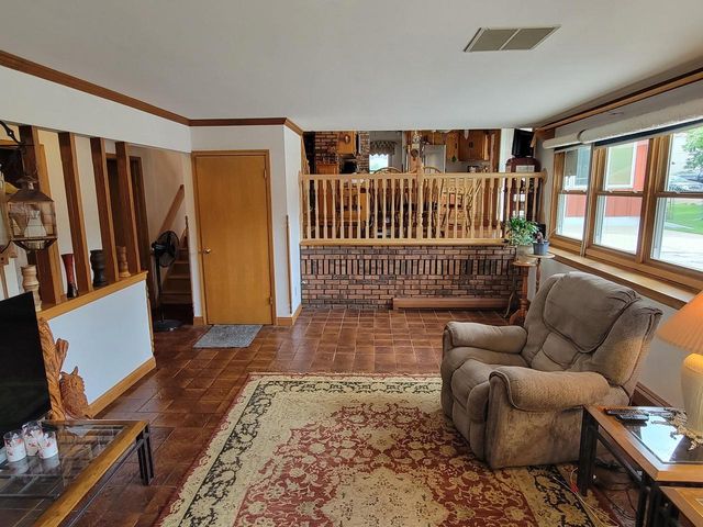 3165 S Manor COURT, New Berlin, WI 53151
