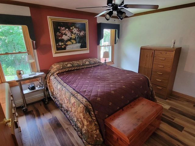 3165 S Manor COURT, New Berlin, WI 53151