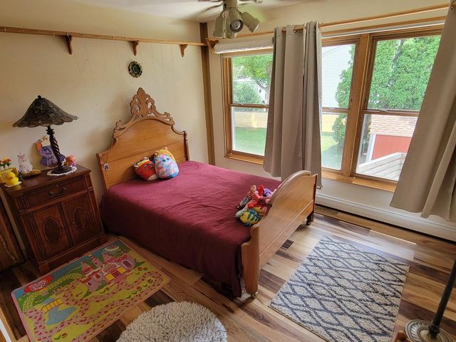3165 S Manor COURT, New Berlin, WI 53151