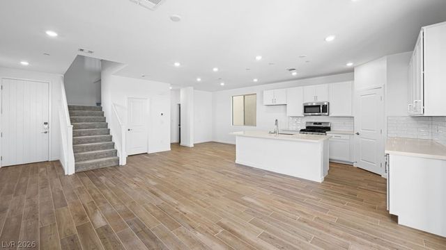 652 Semitone Lane, Henderson, NV 89015