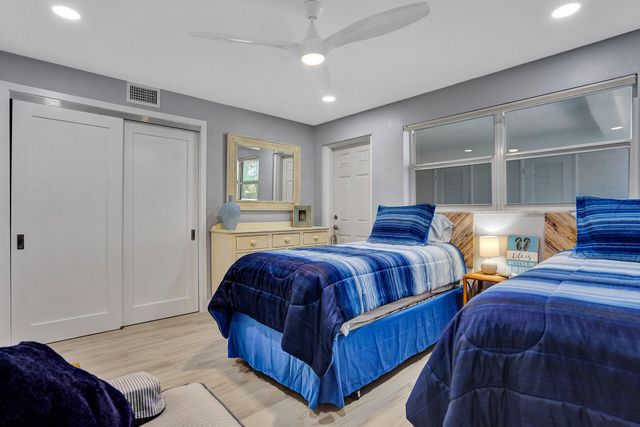 1169 Hillsboro 203, Hillsboro Beach, FL 33062