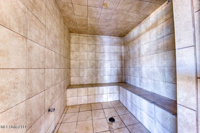 1200 Beach Drive, 903, Gulfport, MS 39507