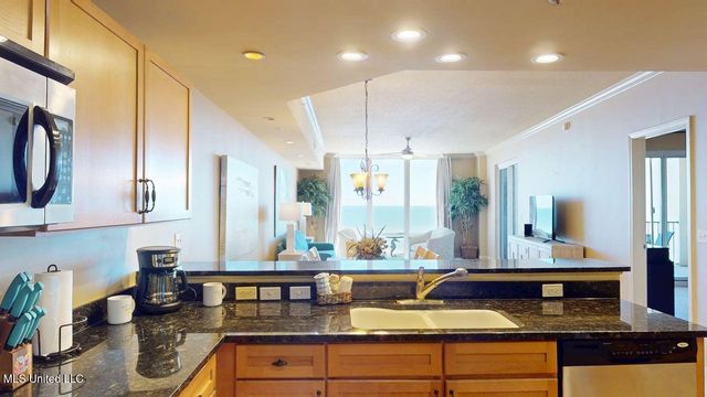 1200 Beach Drive, 903, Gulfport, MS 39507