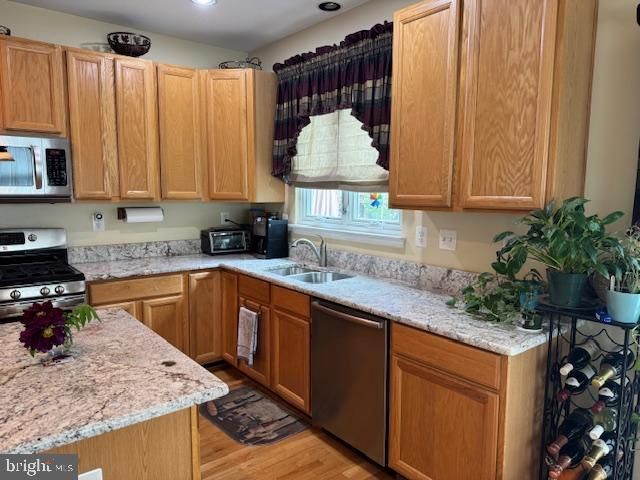 2550 JAMES MADISON CIR, Herndon, VA 20171