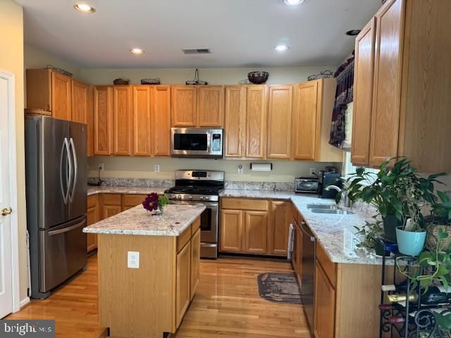 2550 JAMES MADISON CIR, Herndon, VA 20171