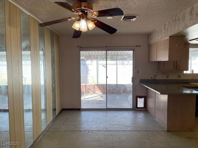 5712 Pinecone Place, Las Vegas, NV 89108