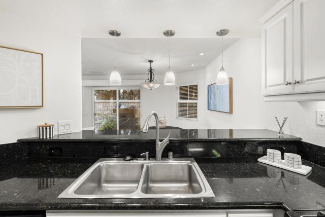 555 Eaton St. N, Oceanside, CA 92054