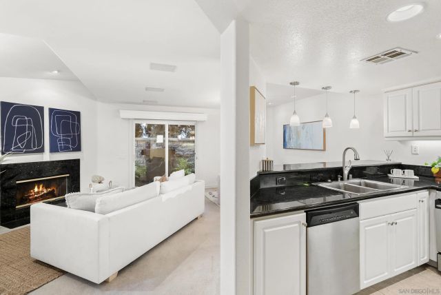 555 Eaton St. N, Oceanside, CA 92054