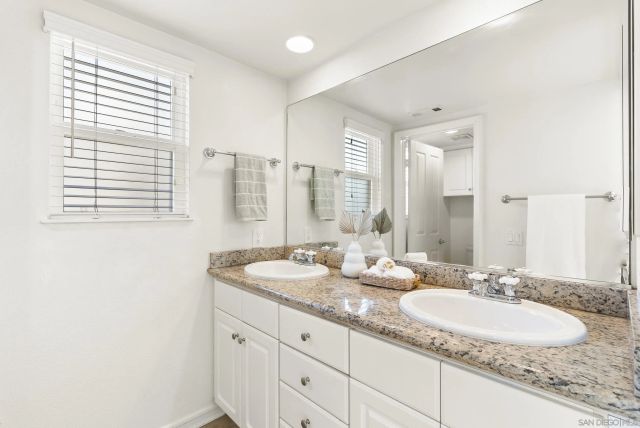 555 Eaton St. N, Oceanside, CA 92054