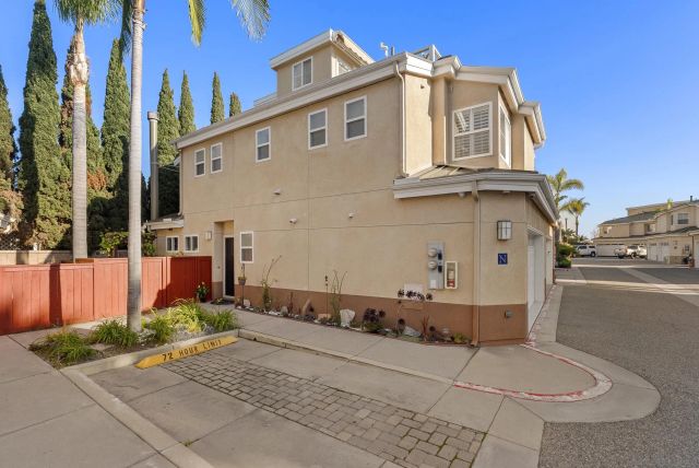 555 Eaton St. N, Oceanside, CA 92054