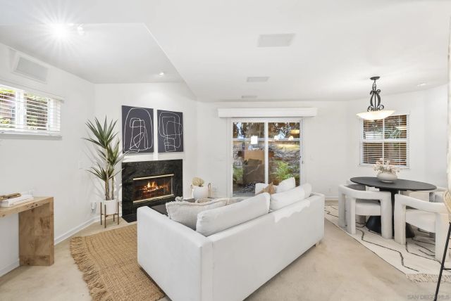 555 Eaton St. N, Oceanside, CA 92054