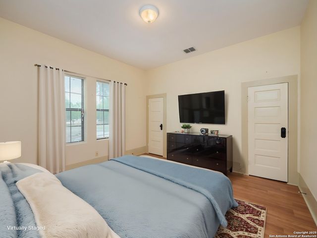 452 River Springs Dr, Seguin, TX 78155