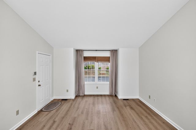 137 Pepper Ridge Cir, Antioch, TN 37013