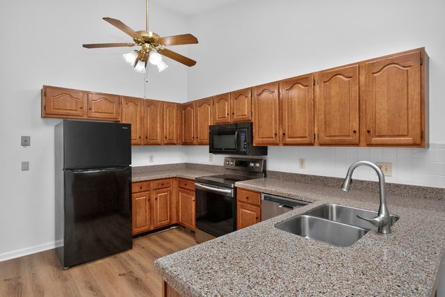 137 Pepper Ridge Cir, Antioch, TN 37013