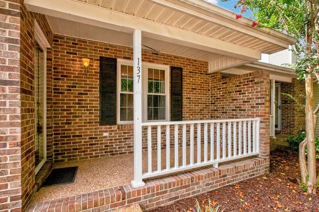 137 Pepper Ridge Cir, Antioch, TN 37013