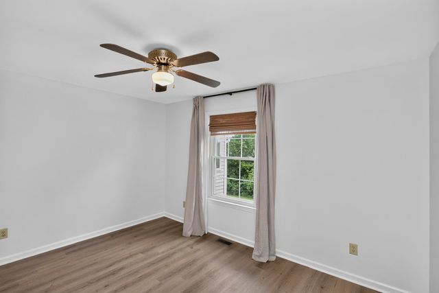 137 Pepper Ridge Cir, Antioch, TN 37013