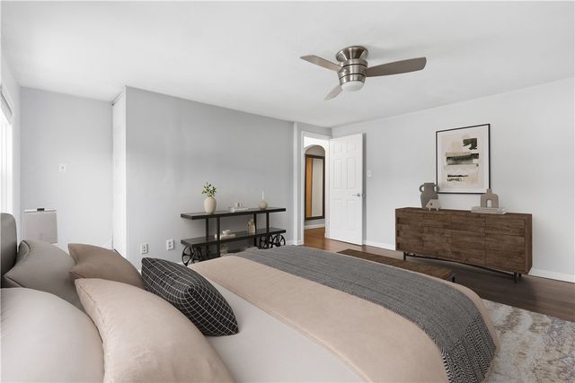 5241 Dresden Way, Lawrenceville, PA 15201