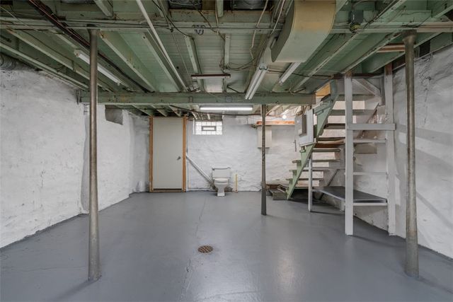 5241 Dresden Way, Lawrenceville, PA 15201