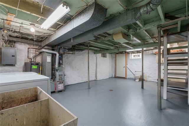 5241 Dresden Way, Lawrenceville, PA 15201