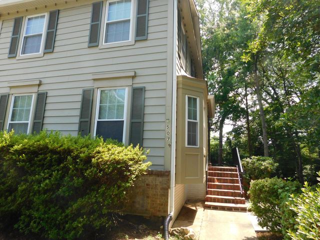 5079 LAMBSGATE LN, Woodbridge, VA 22193
