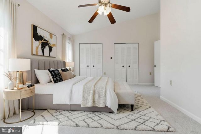 5079 LAMBSGATE LN, Woodbridge, VA 22193