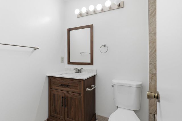 5079 LAMBSGATE LN, Woodbridge, VA 22193