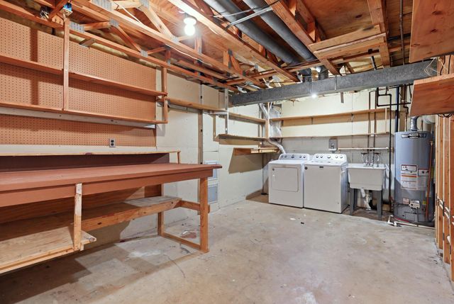 5079 LAMBSGATE LN, Woodbridge, VA 22193