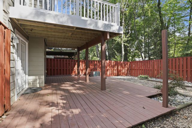5079 LAMBSGATE LN, Woodbridge, VA 22193