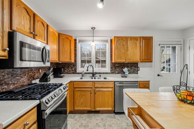 19 Whittemore Road, Pembroke, NH 03275