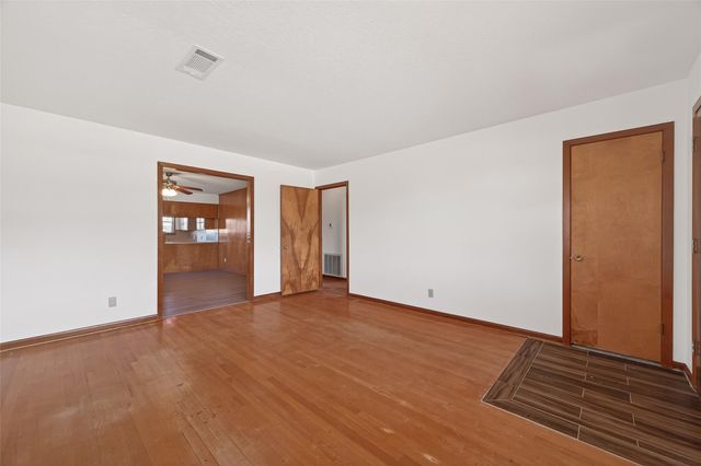 2607 Penfield Street, Pasadena, TX 77506