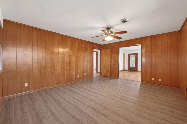 2607 Penfield Street, Pasadena, TX 77506