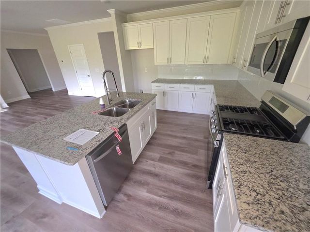 1092 Sunny Valley Lane, Braselton, GA 30517