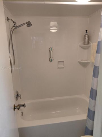 3113 S Ocean Dr 504, Hallandale Beach, FL 33009