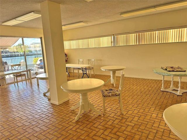 3113 S Ocean Dr 504, Hallandale Beach, FL 33009
