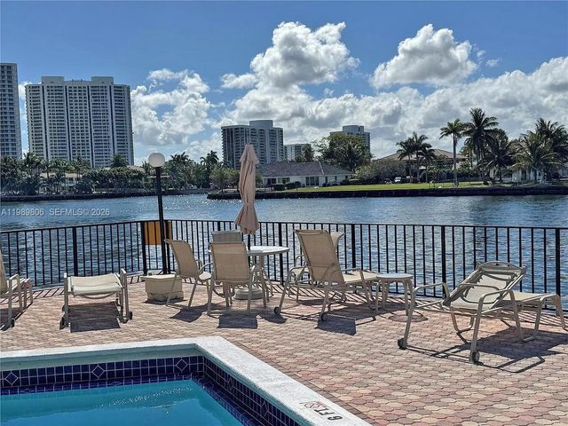 3113 S Ocean Dr 504, Hallandale Beach, FL 33009