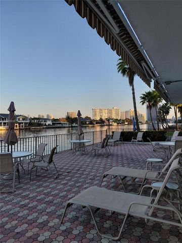 3113 S Ocean Dr 504, Hallandale Beach, FL 33009