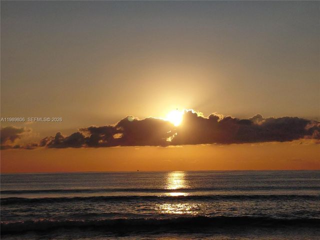 3113 S Ocean Dr 504, Hallandale Beach, FL 33009